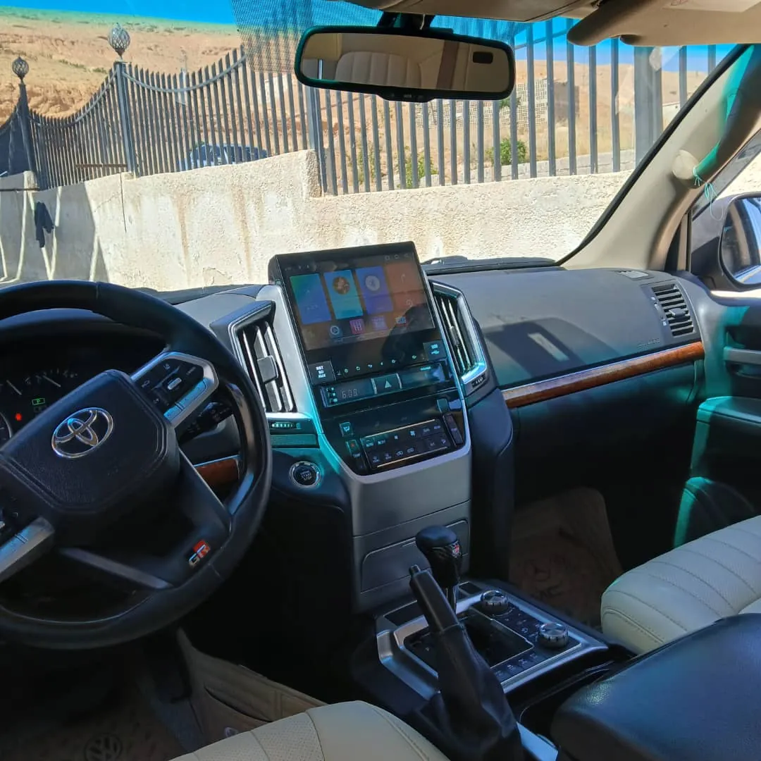 Toyota Steering Screen